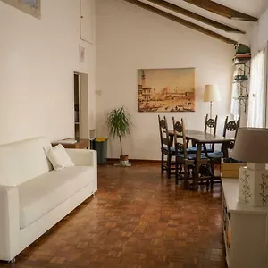 Attic In San Marco , Venezia Italia